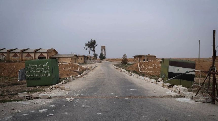 Israel lên tiếng sau vụ không kích sân bay quân sự Syria