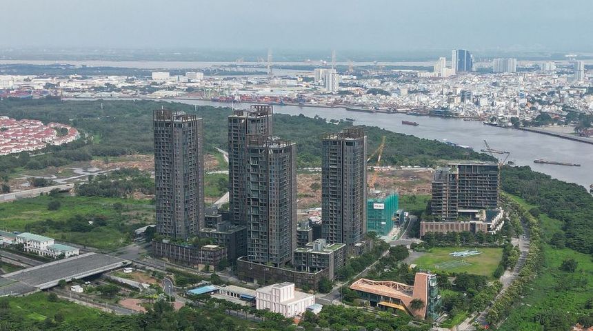 'Cần ưu tiên cấp vốn dự án bất động sản có khả năng hoàn thành'