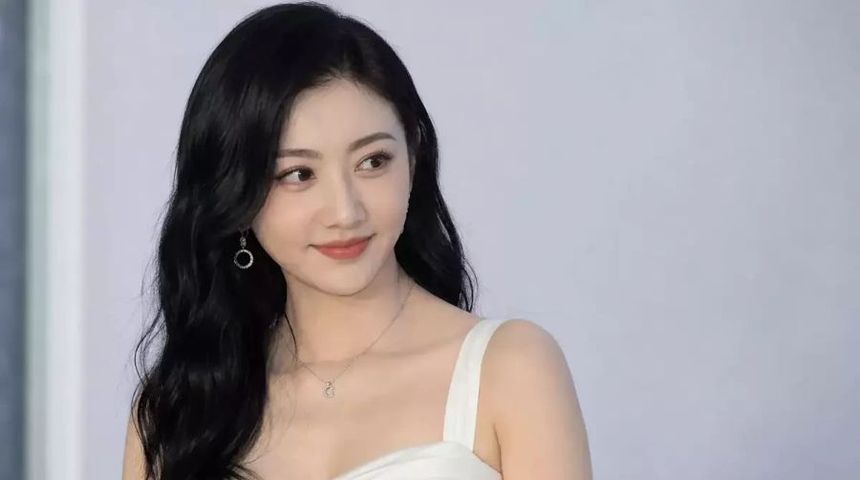 Tỷ phú tiền ảo: Mong Cảnh Điềm sống tốt