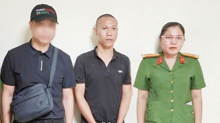 Dụ thiếu nữ sang Lào rồi trốn truy nã