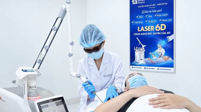 Dùng laser xóa hình xăm nhiều màu