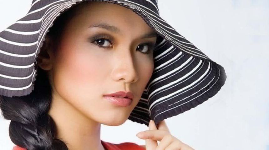 Vẻ đẹp thuở đôi mươi của Hoa hậu Thùy Lâm