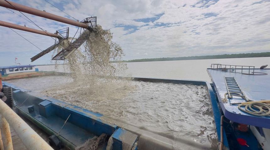 Cát biển khó vào cao tốc miền Tây vì giá đắt