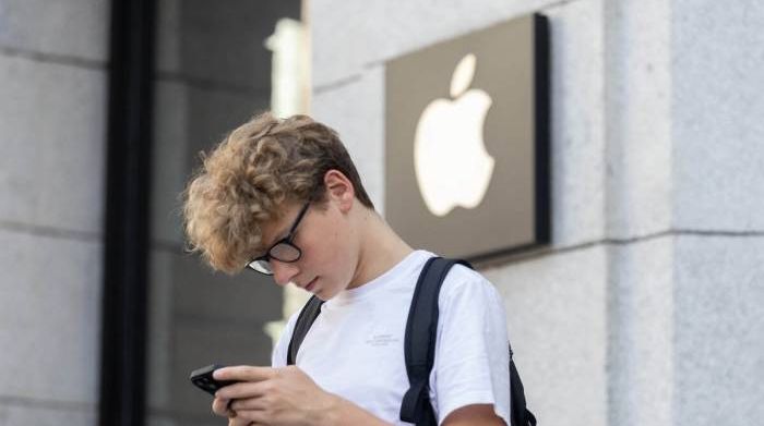 Google và Apple tuyển nhân sự crypto