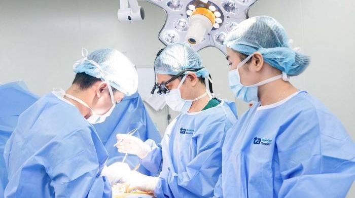 Tưởng đau khớp hóa tắc hẹp mạch máu nuôi chân