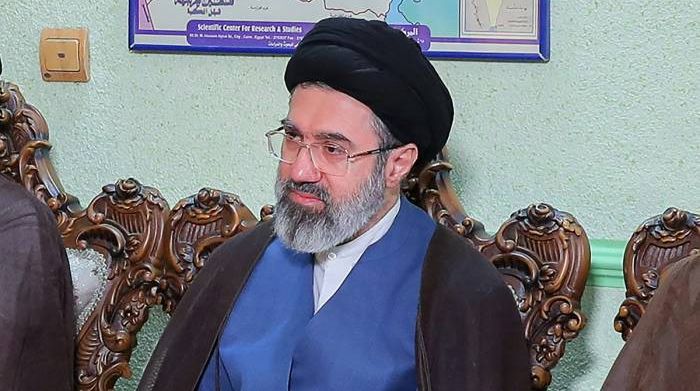 Lãnh tụ Tối cao Iran từng hai lần suýt chết trong xung đột