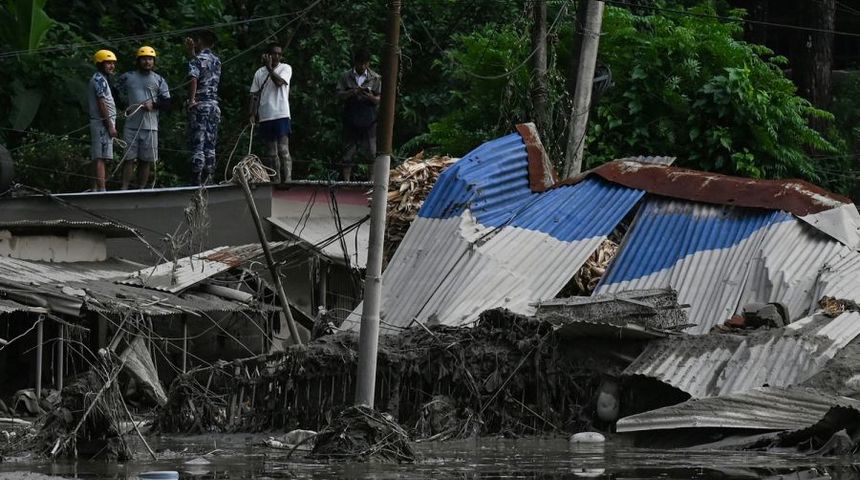 Nhiệt độ tăng có thể thúc đẩy lũ quét tử thần ở Nepal