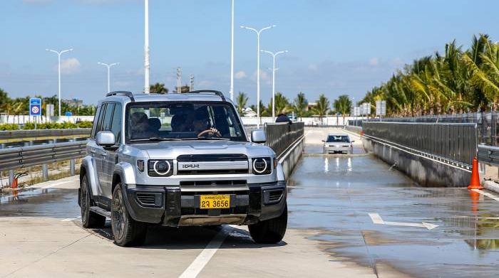 Xe iCaur lắp ráp tại Việt Nam, bán từ tháng 12