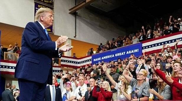 Ông Trump tuyên bố sẽ 'có bất ngờ lớn' trong bầu cử giữa kỳ