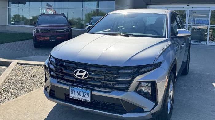Hyundai Tucson đời cũ đắt hàng dù thế hệ mới ra mắt
