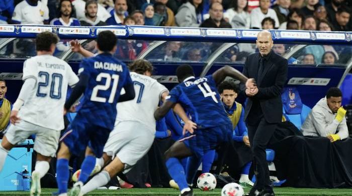 Pháp bị Italy cầm hòa ngày Zidane ra mắt sân nhà