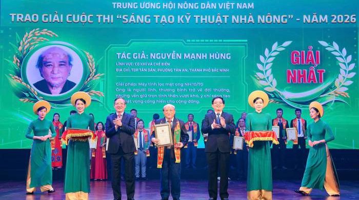 Vinh danh 42 nhà khoa học của nhà nông