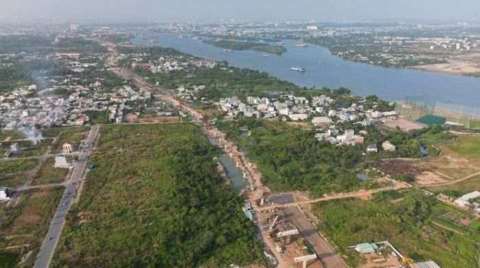 Mòn mỏi chờ 10 năm chỉ vì mua đất theo quy hoạch 'sắp xây cầu'