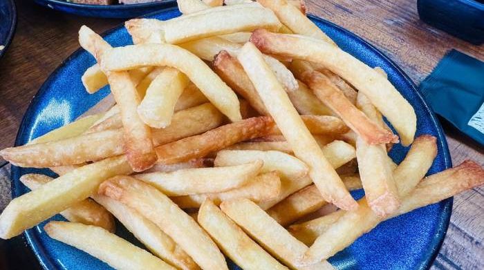 Bị sỏi túi mật có cần kiêng dầu mỡ?