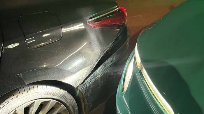 Lời hứa trả nợ của tài xế đâm vỡ đuôi xe Lexus