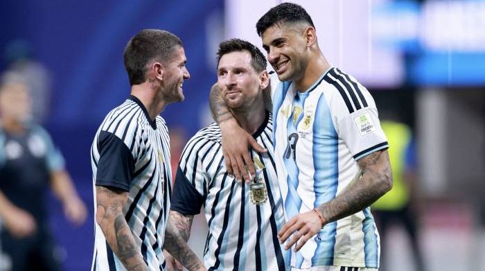 Messi chọn đội trưởng mới cho Argentina