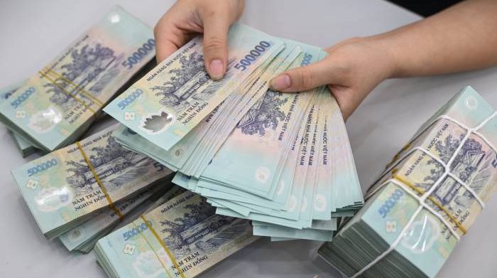 Người vay mua xe lao đao vì lãi suất thả nổi lên 17-18%
