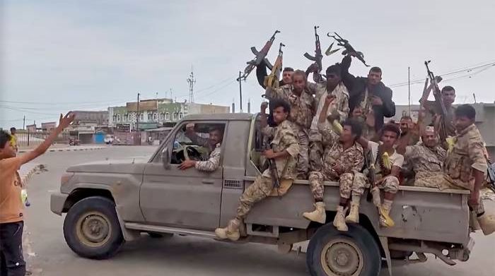Houthi tuyên bố vẫn trụ vững tại lãnh thổ mới kiểm soát