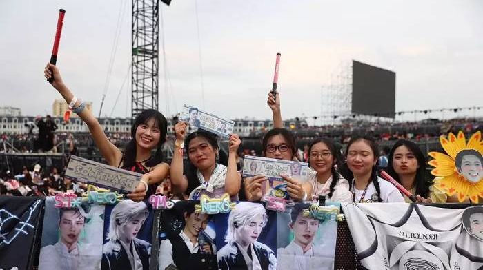 'Mùa concert' tháng 10 khiến lượng đặt vé máy bay tăng 70%