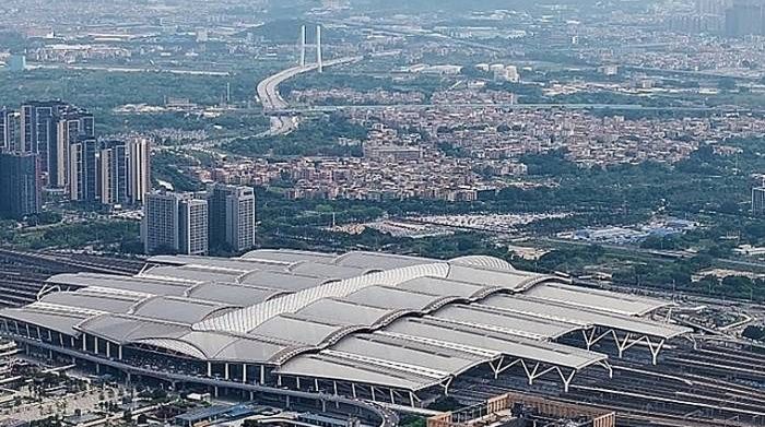 Ga Trung Quốc vận hành 40 giây một chuyến trong cao điểm Tuần lễ vàng