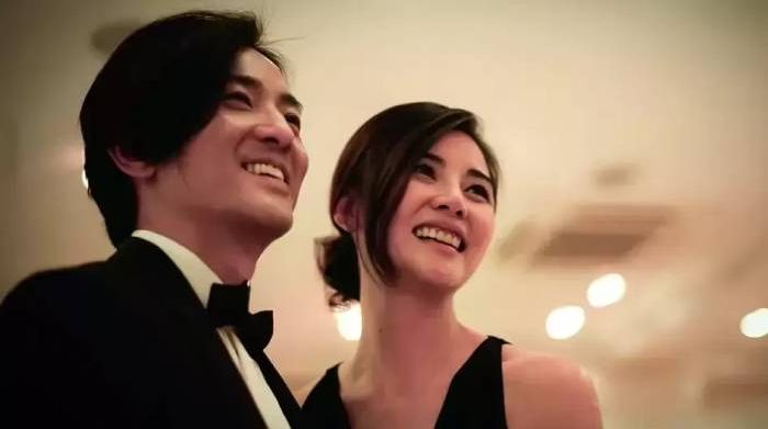 Mông Gia Tuệ: 'Tôi bình an khi ở bên Trịnh Y Kiện'