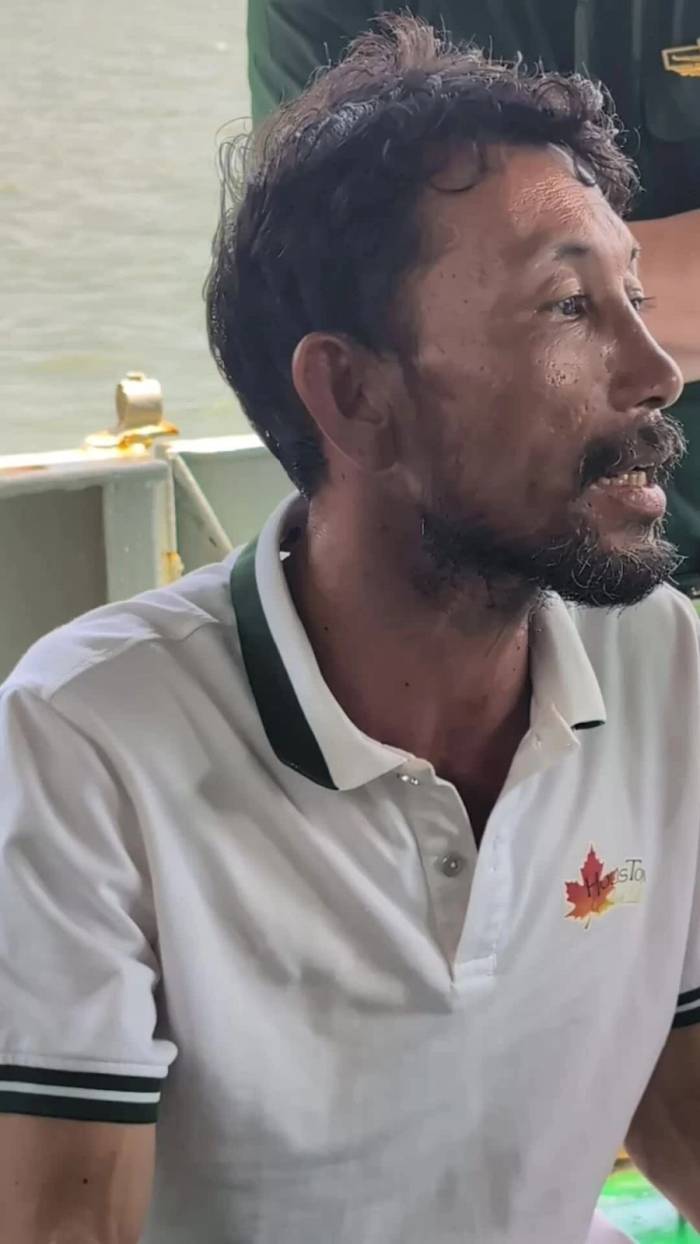 Ngư dân kể 4 ngày lênh đênh trên biển: ‘Buông ra là chết’