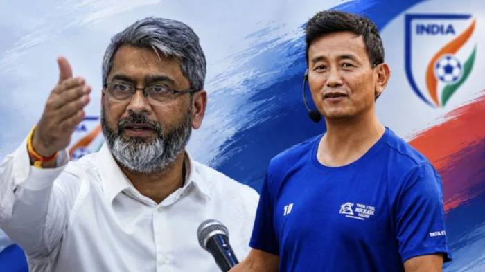 Cựu tiền đạo Ấn Độ Bhaichung Bhutia (phải) chỉ trích quyết định bỏ FIFA ASEAN Cup 2026 để đá giao hữu với Brazil của Chủ tịch LĐBĐ Ấn Độ Kalyan Chaubey (trái). Ảnh: PTI