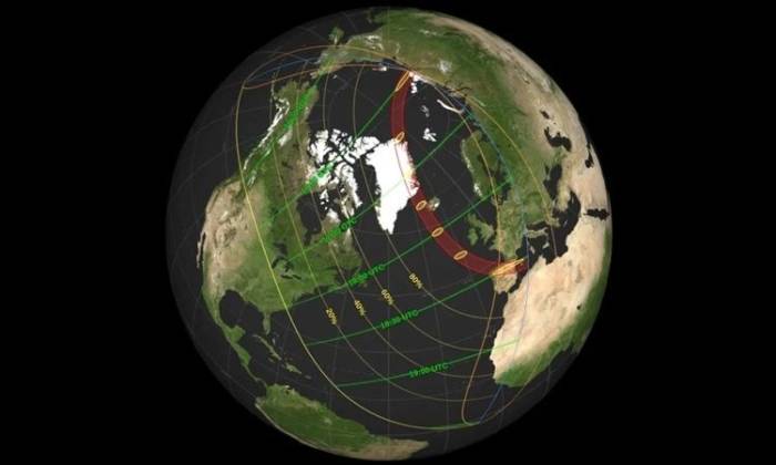 Bản đồ đường đi của vùng toàn phần (màu đỏ) hôm 12/8. Ảnh: NASA