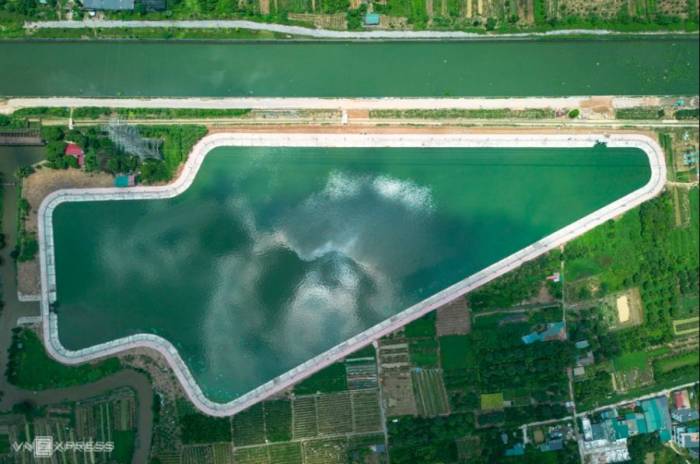 Tại xã An Khánh, dự án hồ điều hòa Yên Nghĩa 1 đã thành hình, phát huy hiệu quả phòng chống ngập úng, tạo cảnh quan khu vực. Ảnh: Thế Bằng