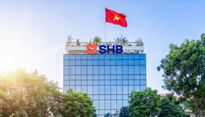 SHB từng nhiều lần giảm lãi suất cho các doanh nghiệp gặp khó khăn trong dịch Covid-19, thiên tai... Ảnh: SHB