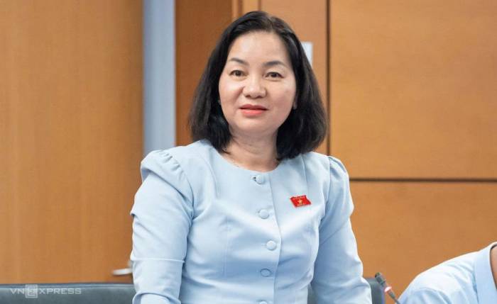 Đại biểu Trương Thị Bích Hạnh phát biểu chiều 19/8. Ảnh: Phạm Thắng