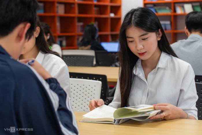 Sinh viên Đại học Kinh tế Quốc dân, tháng 3/2026. Ảnh: Hoàng Giang