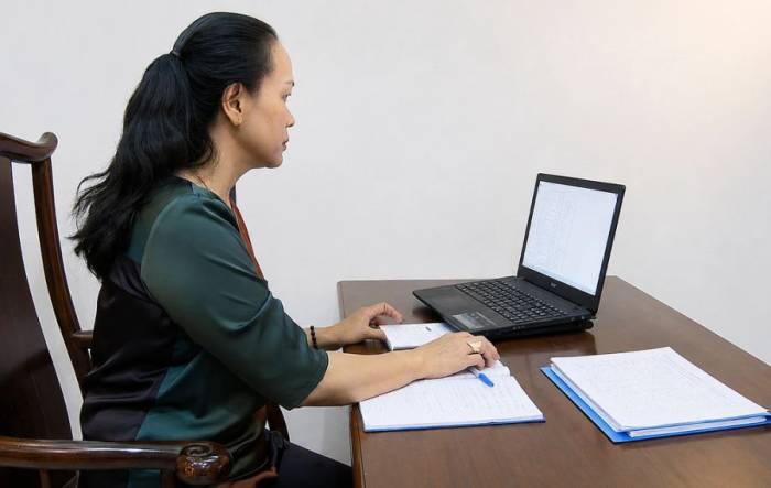Công việc áp lực có thể khiến cơ thể phụ nữ mệt mỏi. Ảnh minh họa: Công ty Cổ phần Dược phẩm Eco