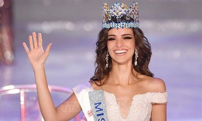 Khoảnh khắc Vanessa Ponce de León đăng quang Hoa hậu Thế giới 2018