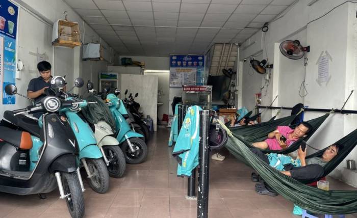 Một trạm sạc kết hợp lưu trú ở phường Phú Thạnh, TP HCM. Ảnh: Ngọc Ngân