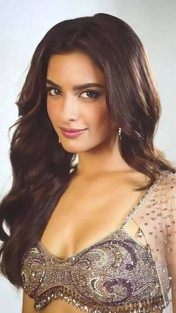 Nhan sắc người đẹp Ấn Độ thi Miss World 2026
