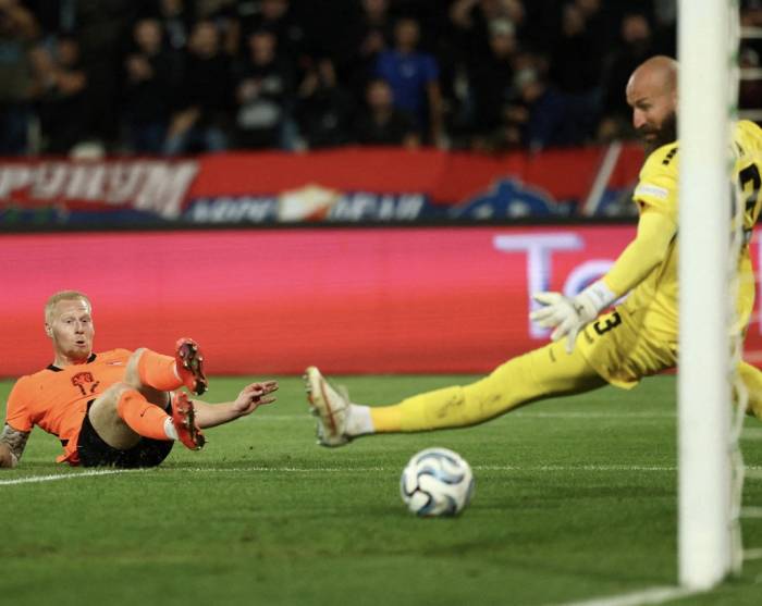 Mexx Meerdink ghi bàn ấn định tỷ số trong trận Hà Lan thắng Serbia 2-1. ở lượt hai bảng A2 UEFA Nations League trên sân Rajko Mitic, Beograd, Serbia ngày 27/9/2026. Ảnh: Reuters