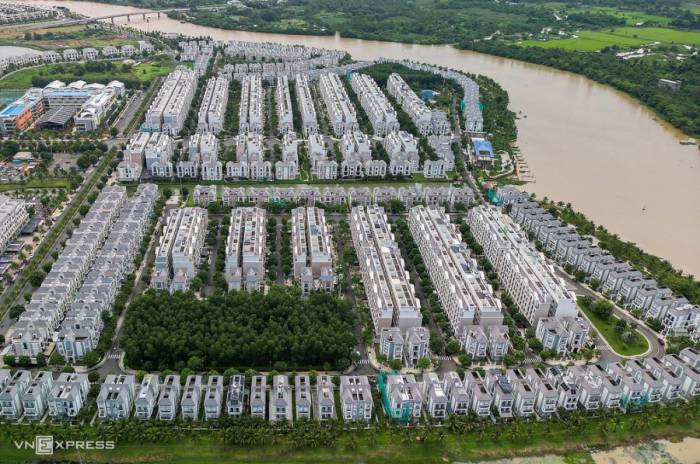 Một dự án thấp tầng tại khu đông TP HCM. Ảnh: Quỳnh Trần