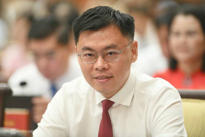 Ông Trương Minh Huy Vũ tại kỳ họp HĐND TP HCM sáng 21/9. Ảnh: An Phương