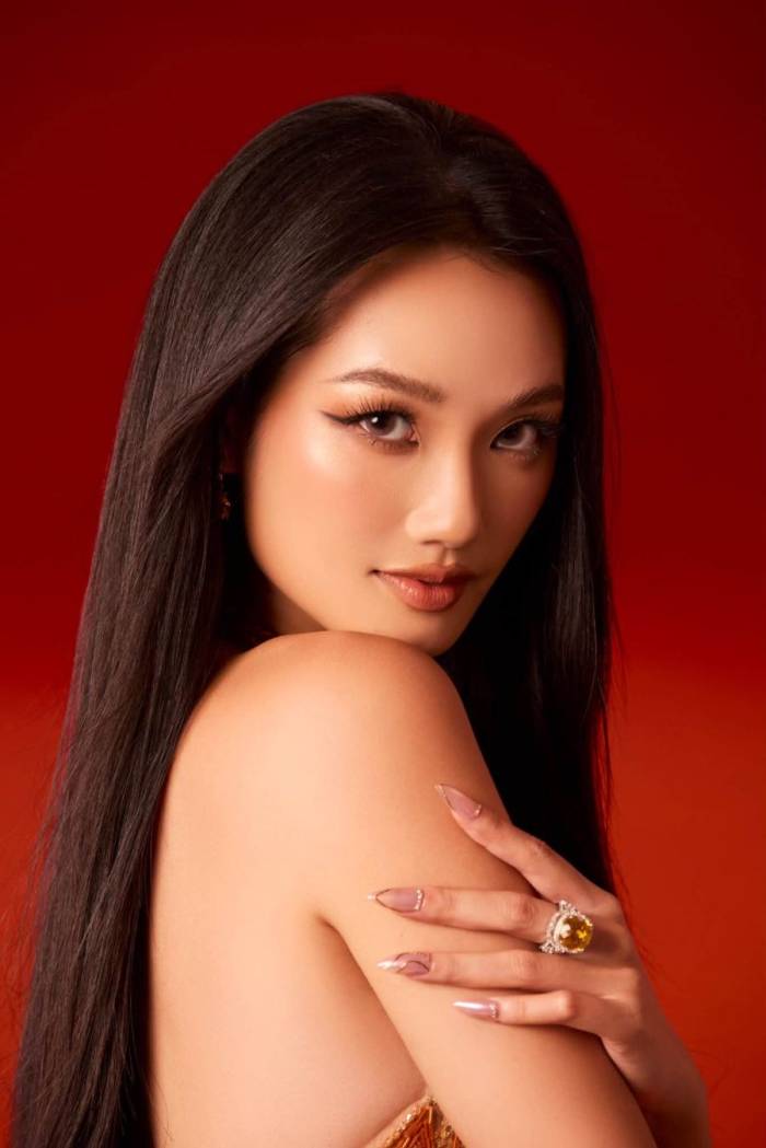Hậu trường chụp ảnh thời trang của Á hậu Quỳnh Anh
