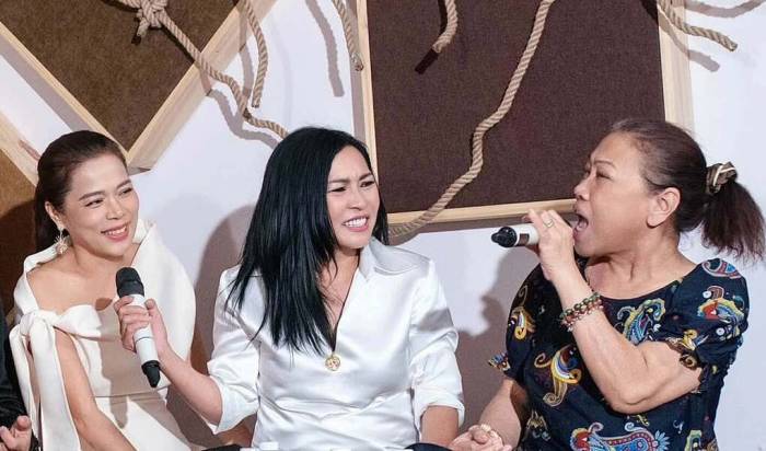 Từ phải sang: ca sĩ Siu Black, Phương Thanh, Mỹ Lệ trong chương trình kỷ niệm 10 năm Minh Thuận qua đời. Ảnh: Trịnh Quốc Huy