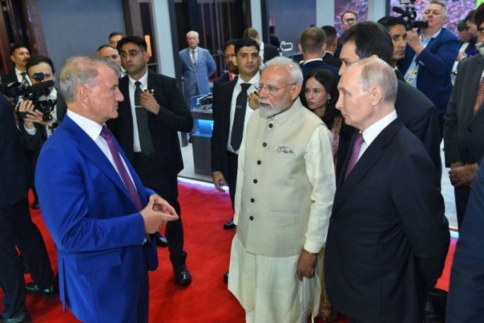 Thủ tướng Ấn Độ Narendra Modi và Tổng thống Nga Vladimir Putin tại một sự kiện bên lề hội nghị thượng đỉnh BRICS ở New Delhi ngày 12/9. Ảnh: BNG Ấn Độ