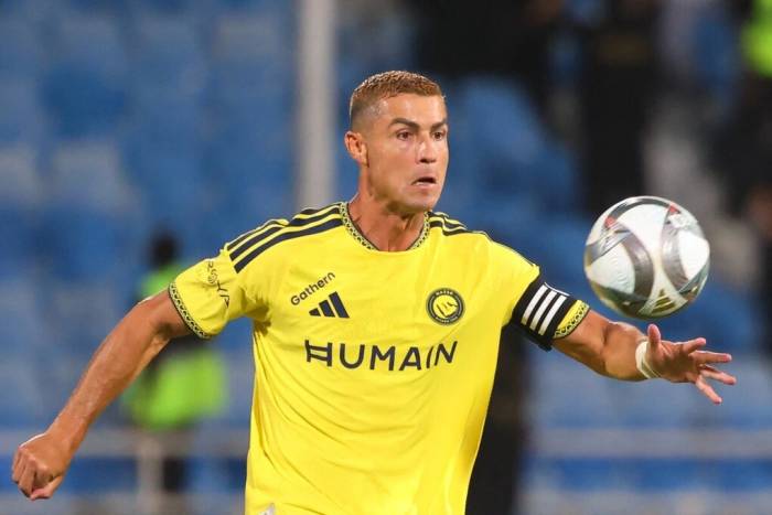 Ronaldo trong màu áo Al Nassr ở trận đấu tại Saudi Pro League với Al Riyadh trên sân Prince Turki bin Abdul Aziz, Riyadh, Arab Saudi ngày 21/8/2026. Ảnh: AFP
