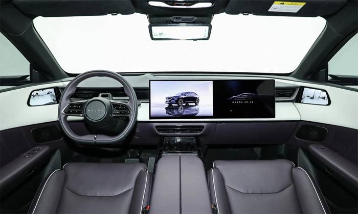 Thiết kế nội thất của CX-6e. Ảnh: Weibo