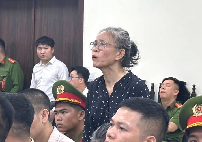 Bị cáo Dinh tại tòa. Ảnh: Danh Lam