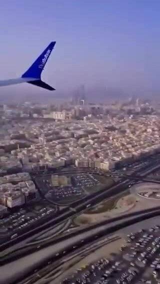 Nhân chứng kể khoảnh khắc 'mất kiểm soát' trên máy bay UAE
