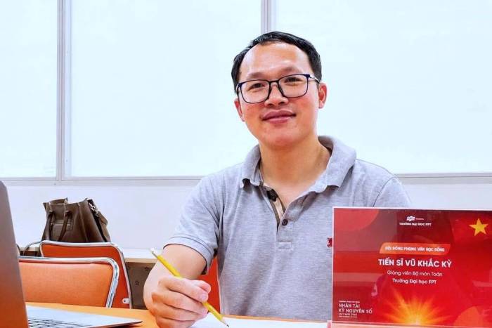 TS Vũ Khắc Kỷ, giảng viên bộ môn Toán trường Đại học FPT. Ảnh: Trường Đại học FPT cung cấp