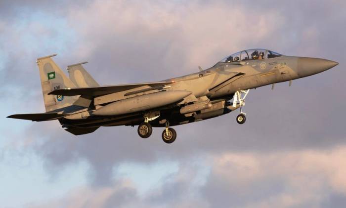 Tiêm kích F-15SA Arab Saudi hạ cánh tại Anh hồi tháng 2/2025. Ảnh: Jetphotos