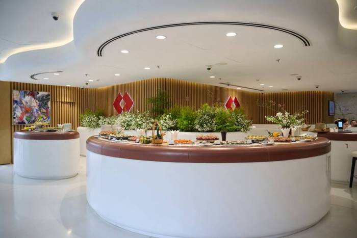 Khu sảnh của triển lãm nổi bật với logo Techcombank. Ảnh: Techcombank