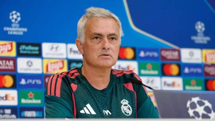 HLV Jose Mourinho phát biểu trong buổi họp báo trước trận Real Madrid gặp Inter Milan ở lượt đầu vòng phân hạng Champions League tại sân Bernabeu, Madrid, Tây Ban Nha ngày 7/9/2026. Ảnh: Real Madrid FC